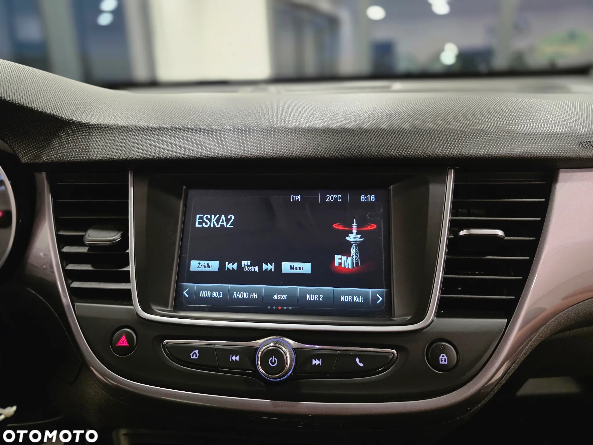 Opel Crossland X 1.2 T Elite S&S - 26