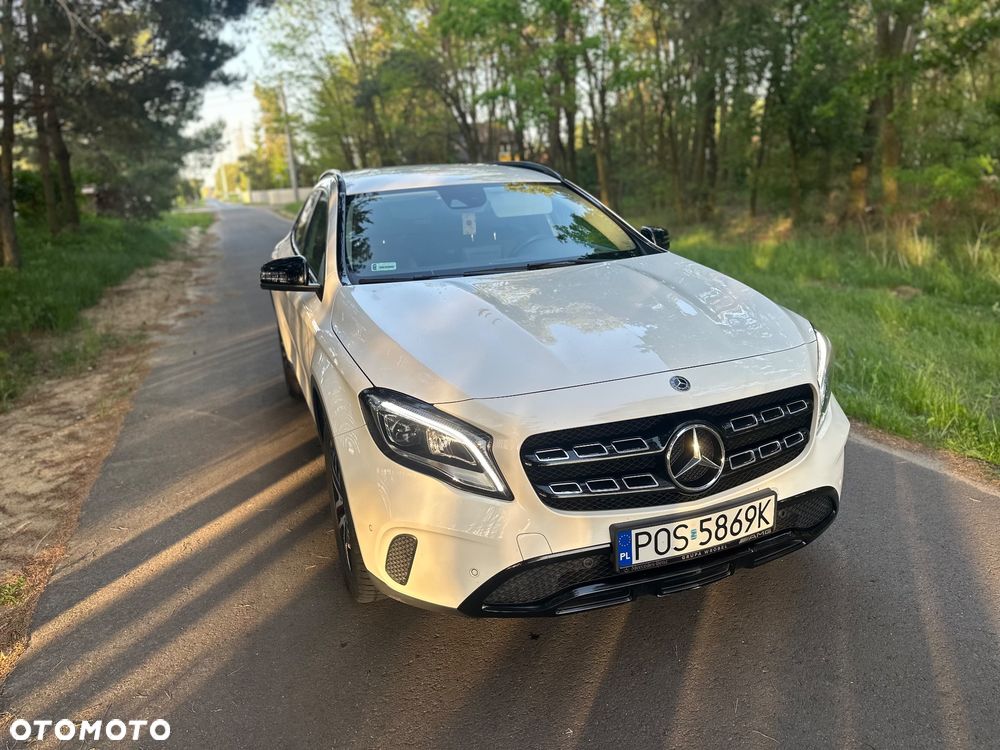 Mercedes-Benz GLA 180 7G-DCT Urban - 6
