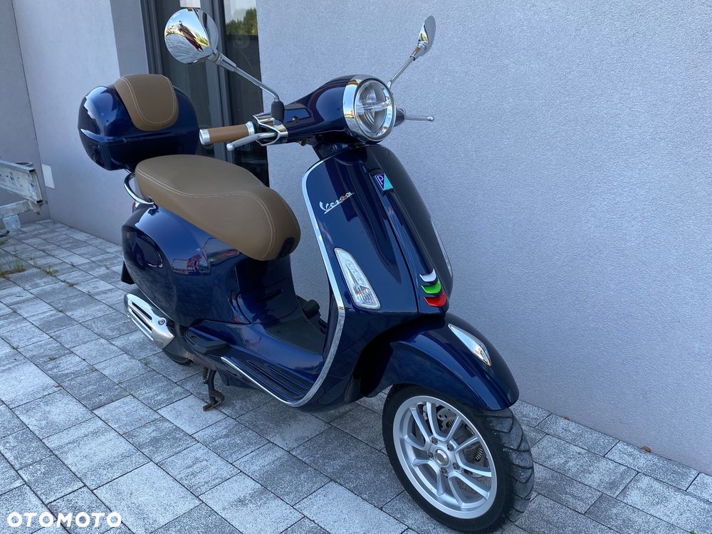 Vespa Primavera - 9