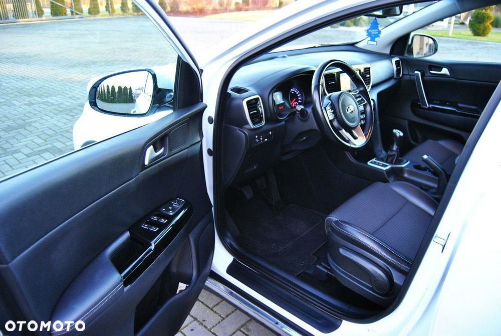 Kia Sportage 1.6 CRDI AWD VISION - 9