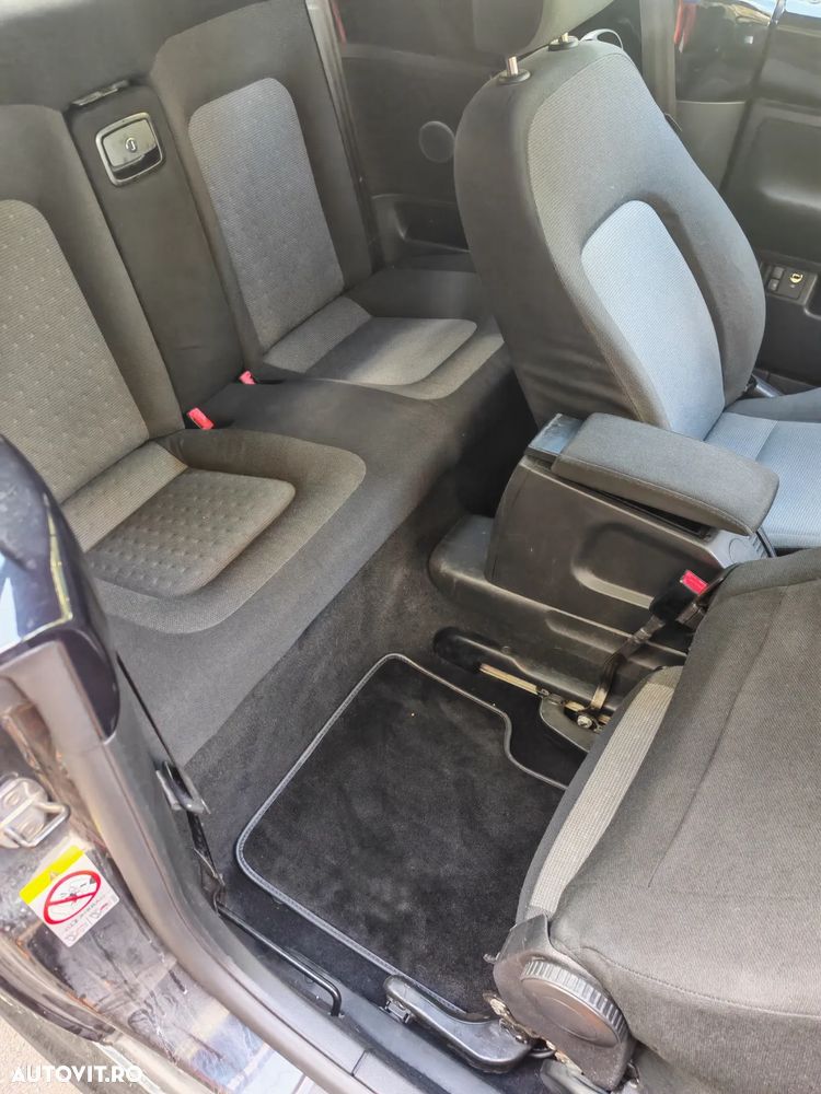 Volkswagen New Beetle Cabriolet 1.6 - 6