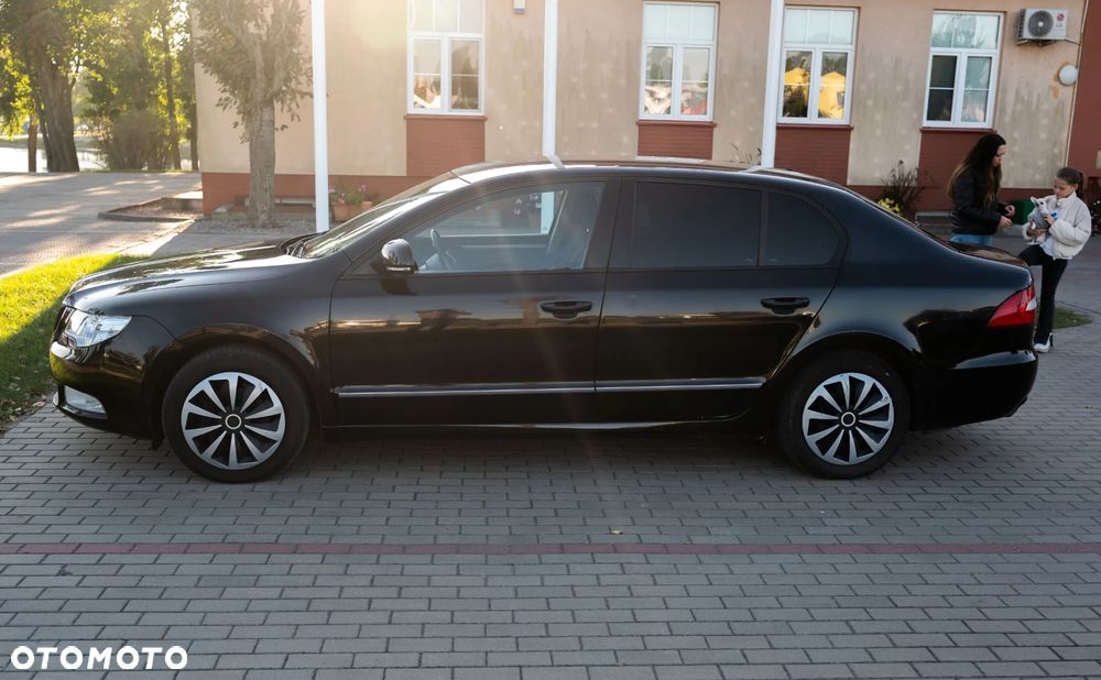 Skoda Superb 1.4 TSI Active - 3
