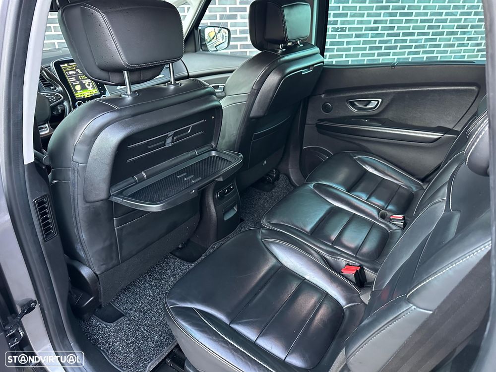 Renault Grand Scénic dCi 110 EDC Paris - 17