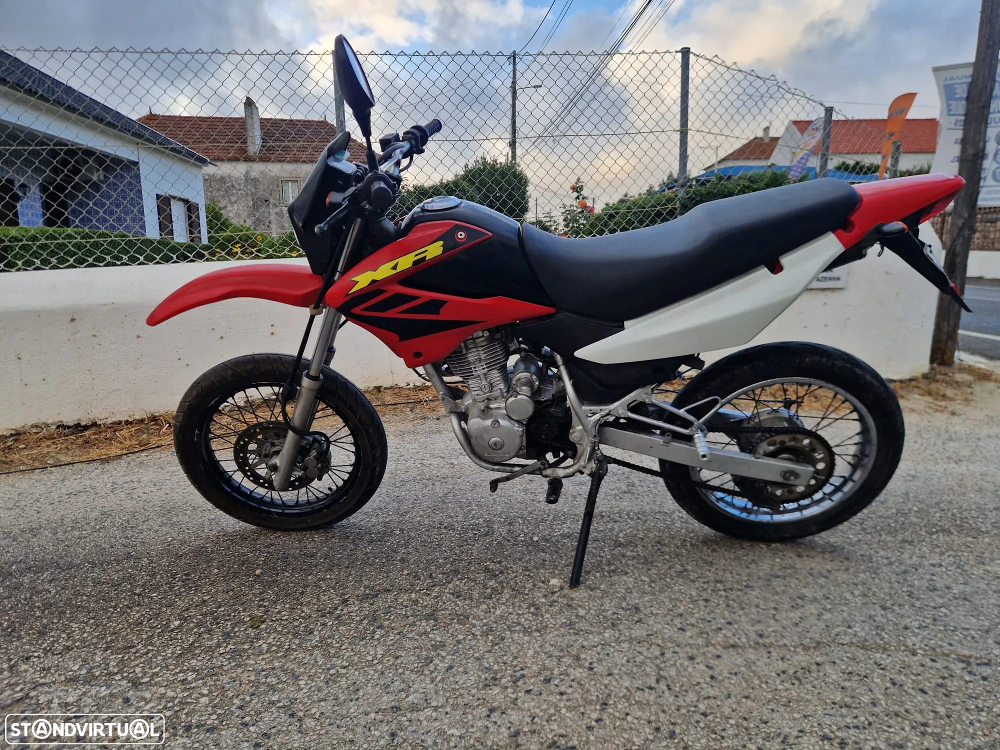 Honda XR 125  Possível Financiamento - 5
