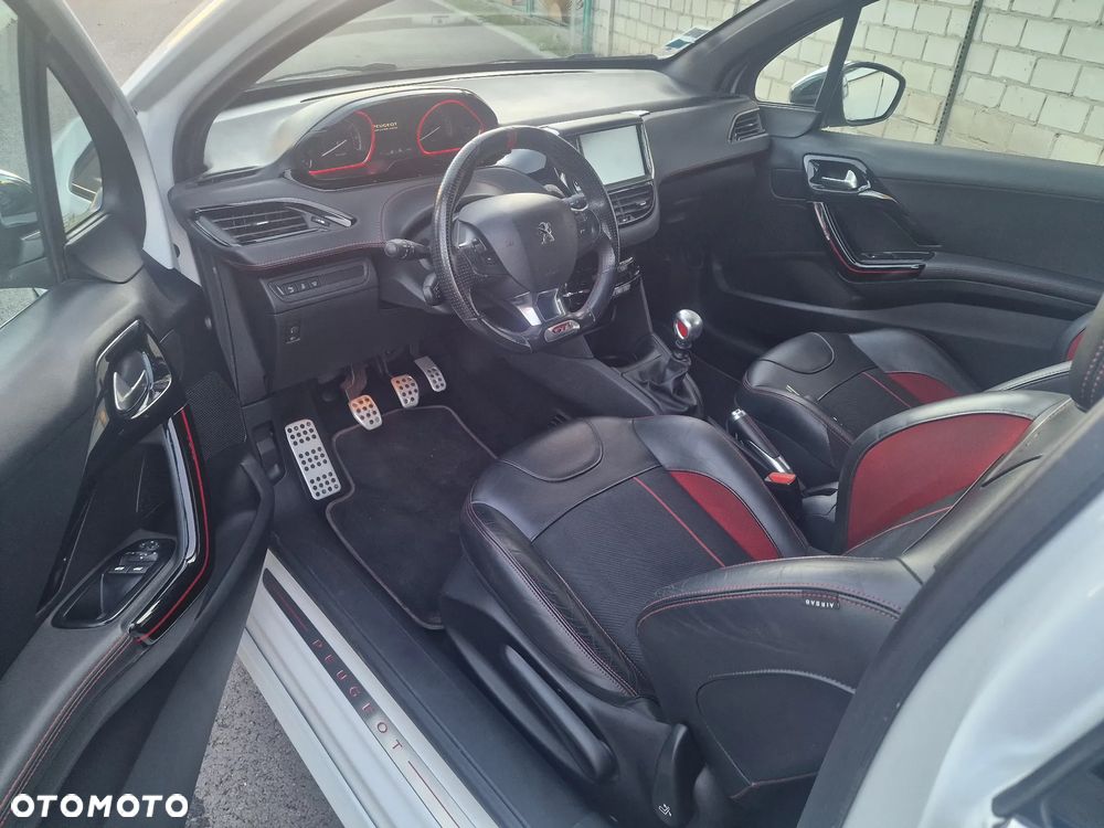 Peugeot 208 THP STOP & START GTi by Sport - 21