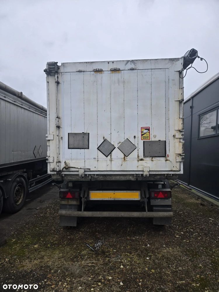 Schmitz Cargobull SKI 24 - 5