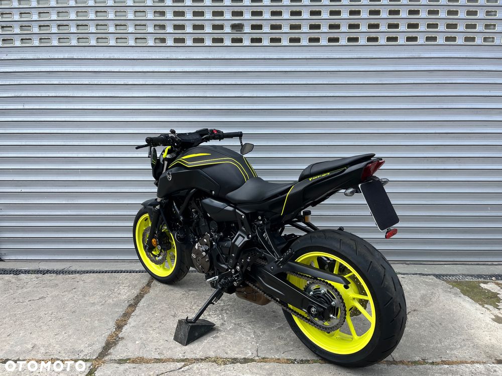 Yamaha MT - 14