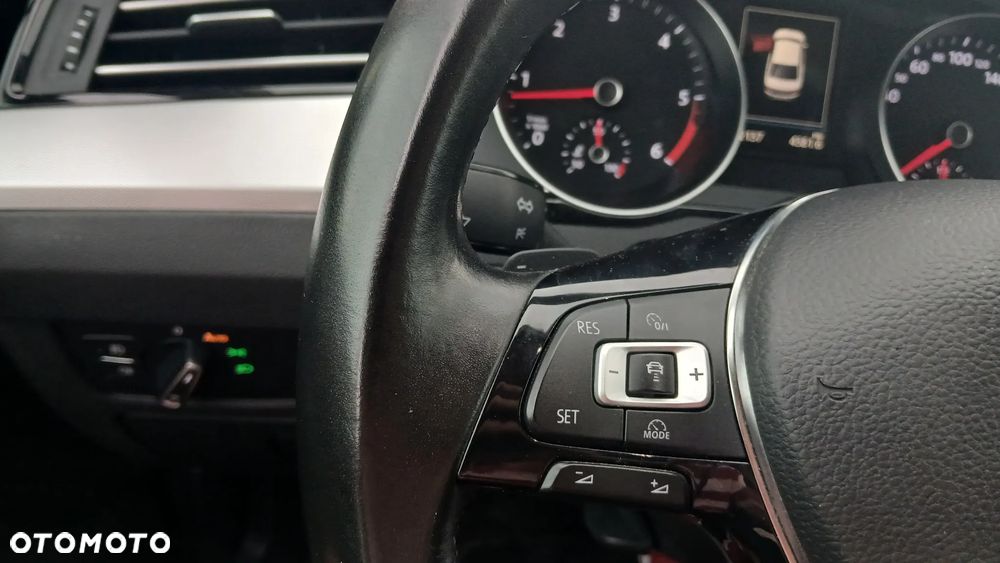 Volkswagen Passat 2.0 TDI BMT Comfortline DSG - 12