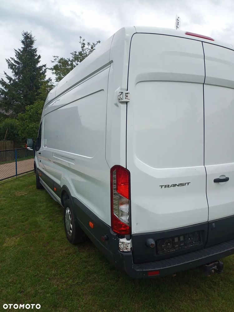 Ford Transit - 12
