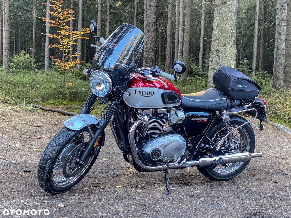 Triumph Bonneville - 6