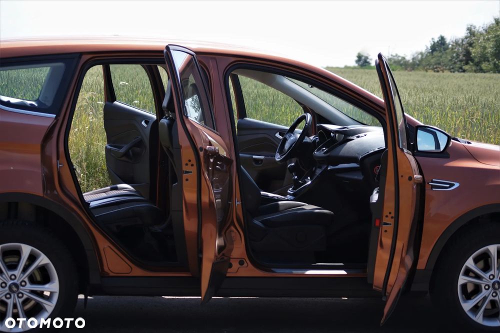Ford Kuga - 29