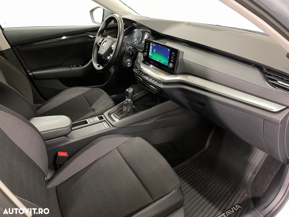 Skoda Octavia 2.0 TDI Ambition - 10