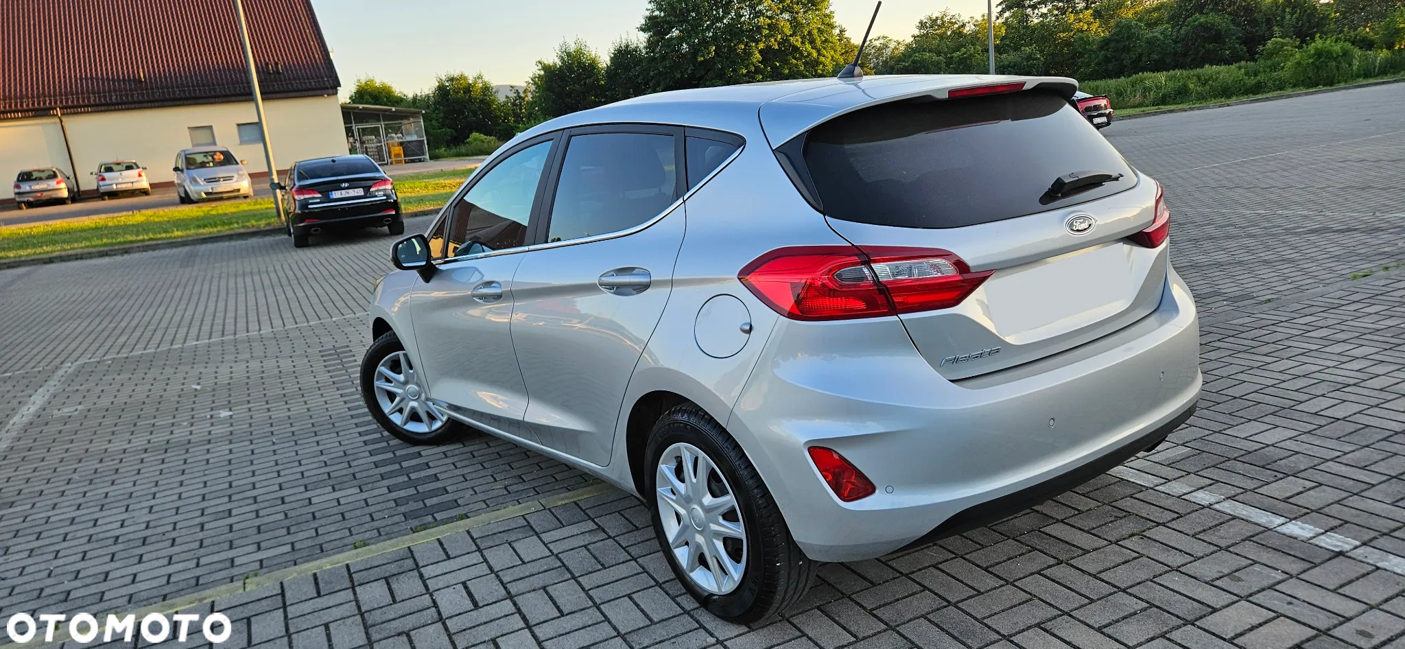 Ford Fiesta 1.0 EcoBoost S&S TITANIUM - 2