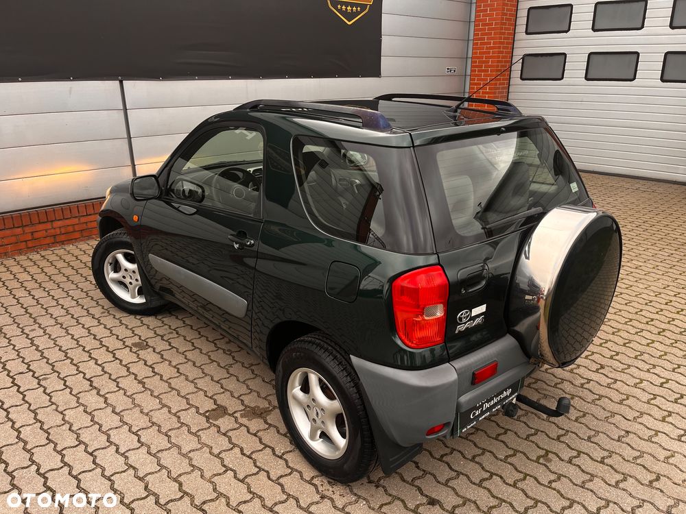 Toyota RAV4 1.8 VVT-i 4x2 - 10