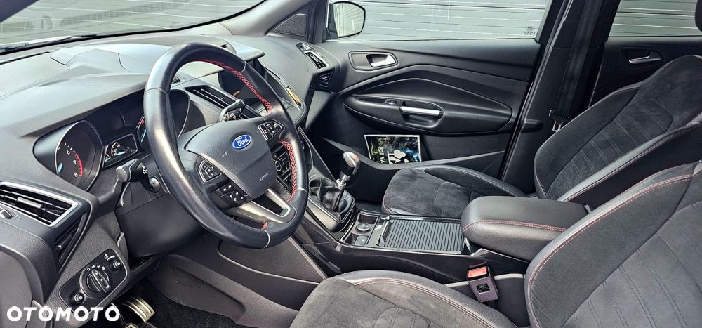 Ford Kuga 1.5 EcoBoost FWD ST-Line ASS MMT6 - 11