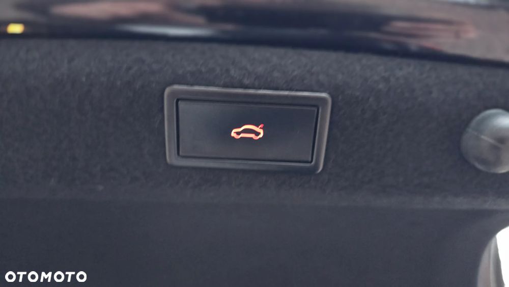 Skoda Superb 2.0 TDI 4x4 L&K DSG - 9