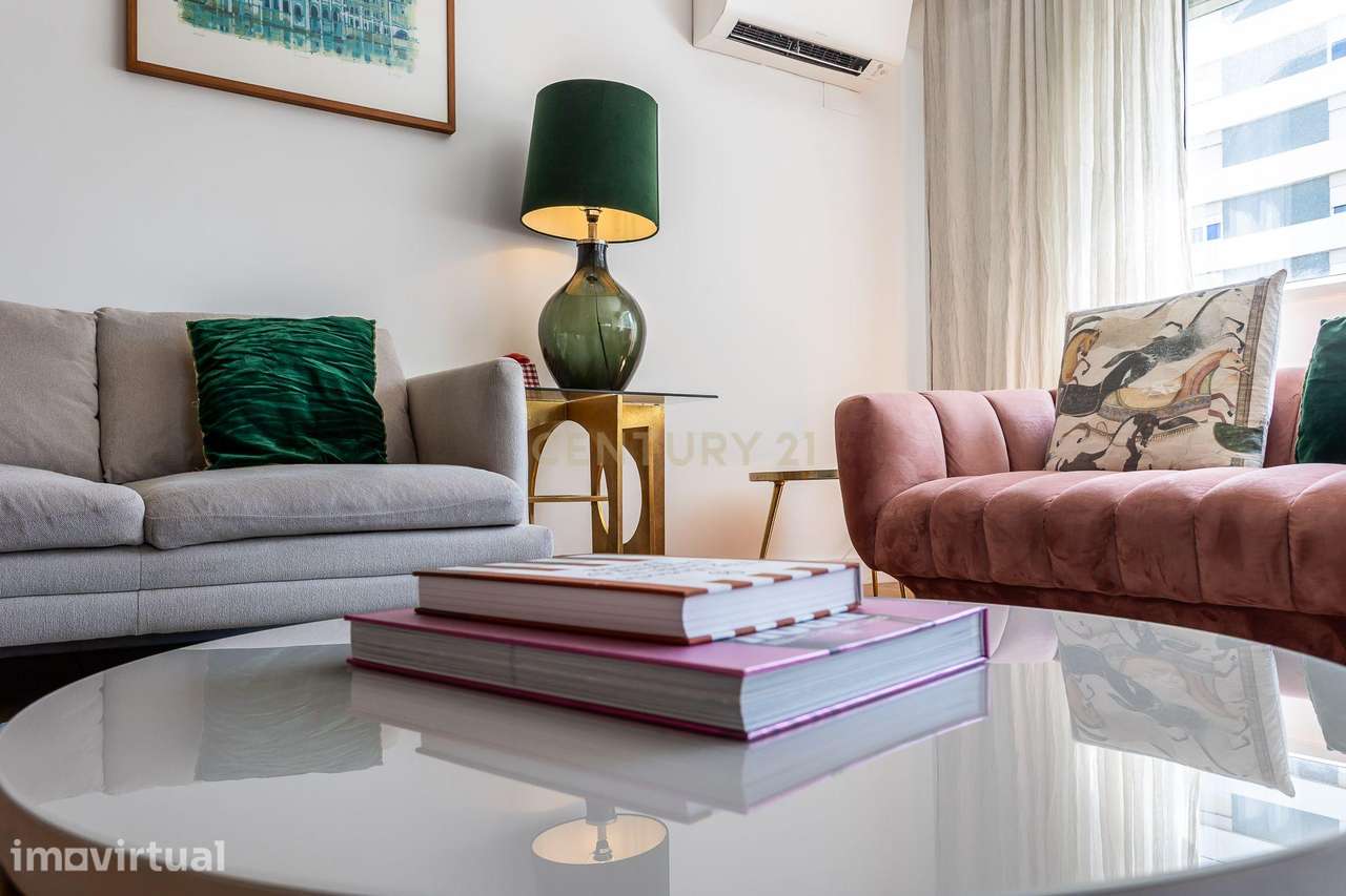 T3 Remodelado com Suite com closet e Parqueamento para Arrendamento em - Grande imagem: 5/35