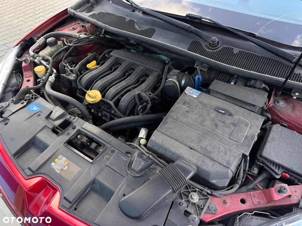 Renault Megane 1.6 16V 110 Paris - 23