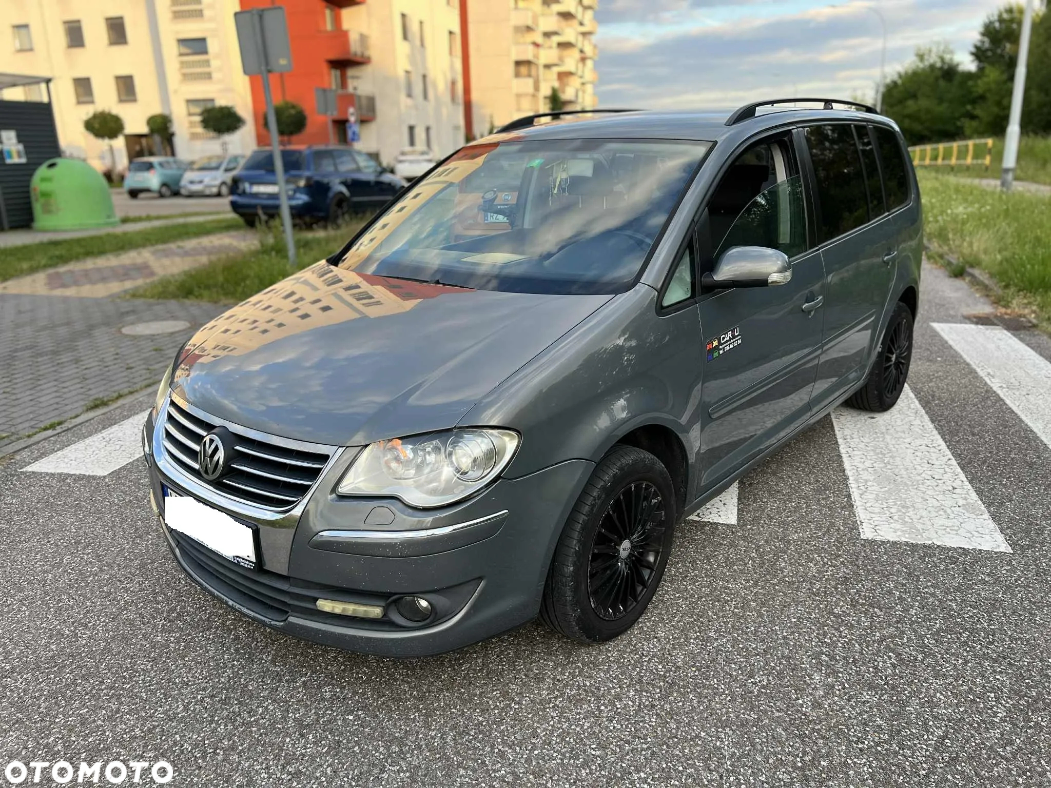 Volkswagen Touran 2.0 TDI Highline DSG - 22