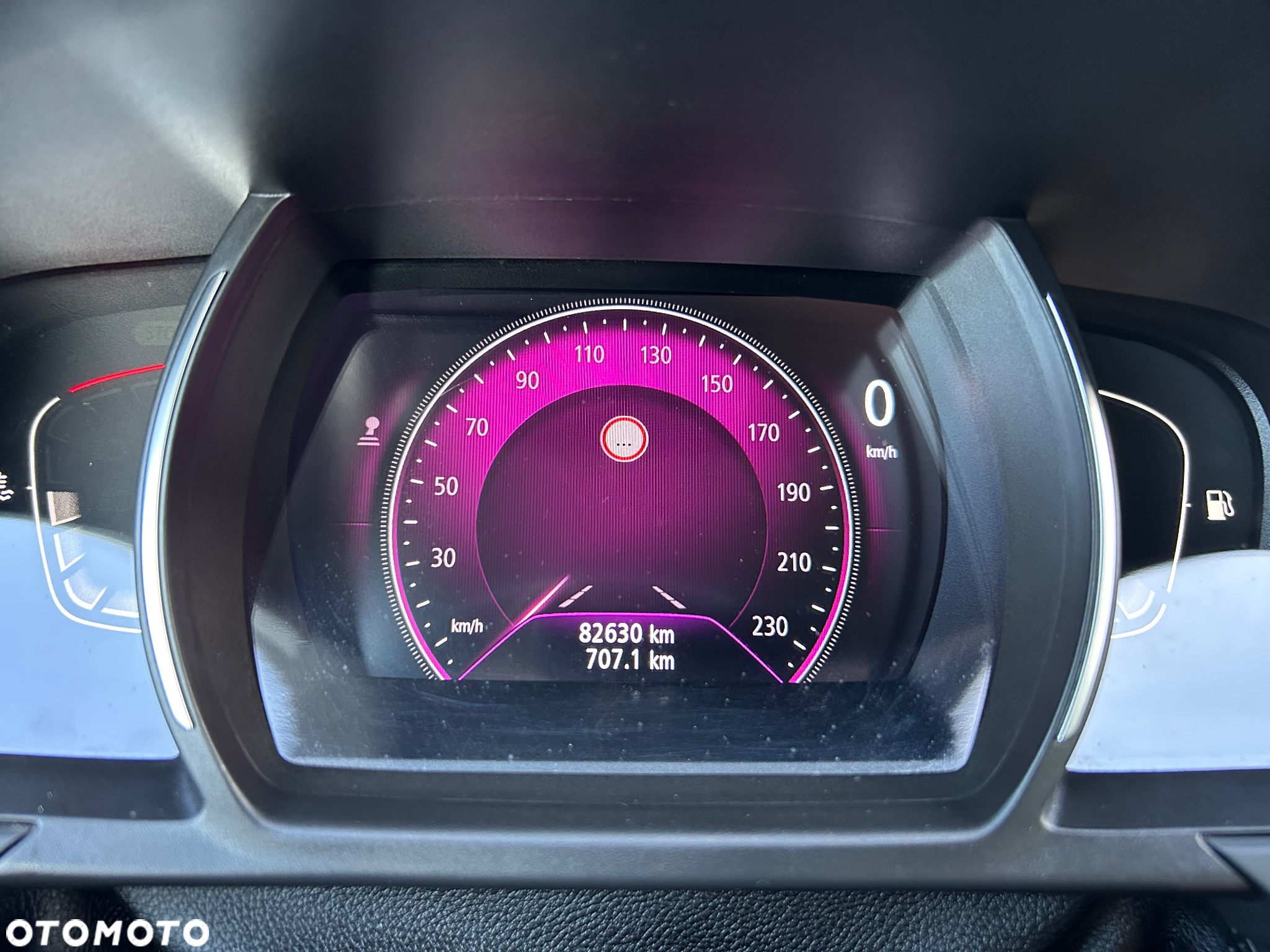 Renault Grand Scenic ENERGY TCe 140 LIMITED - 23