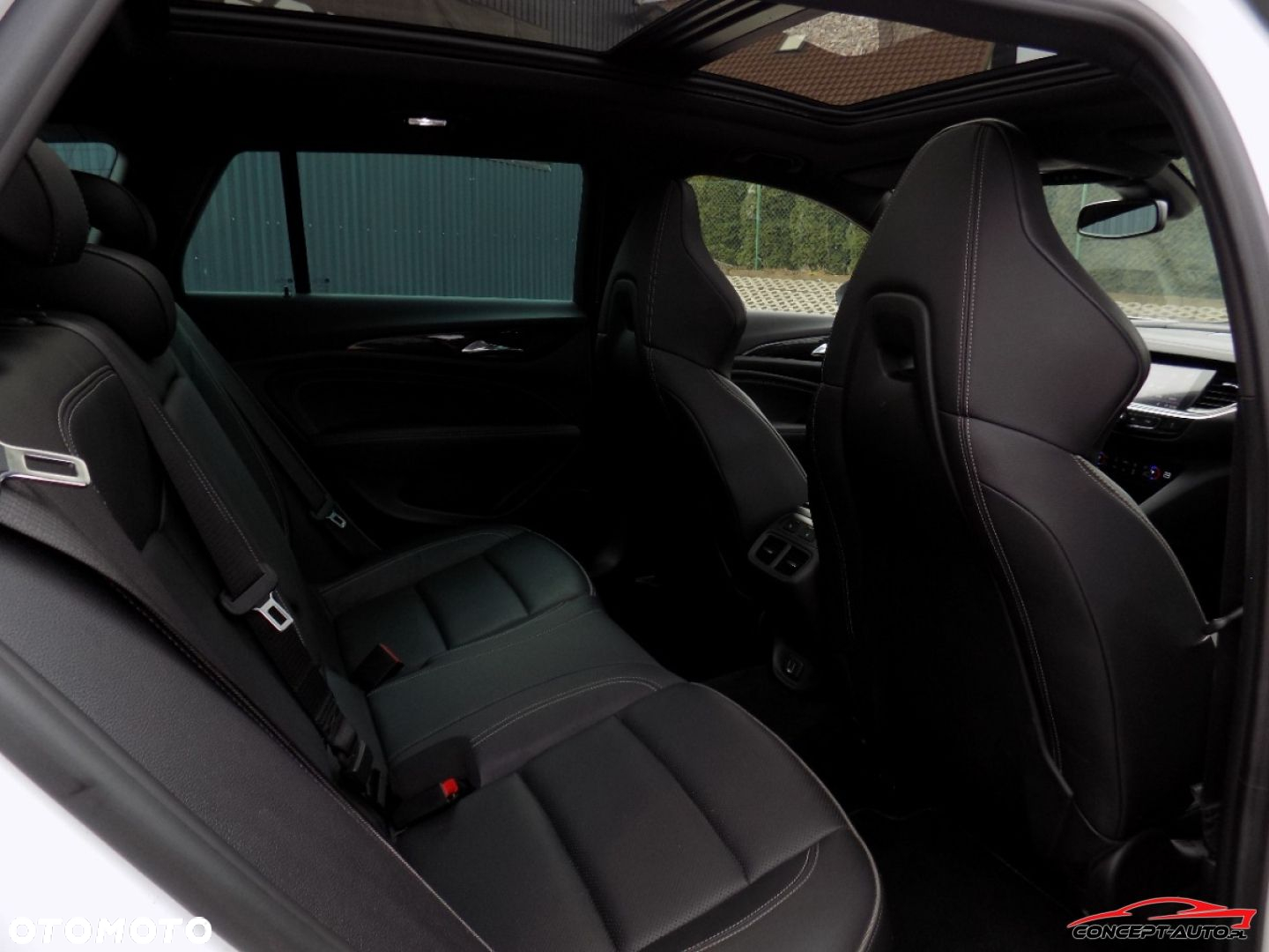 Opel Insignia - 38