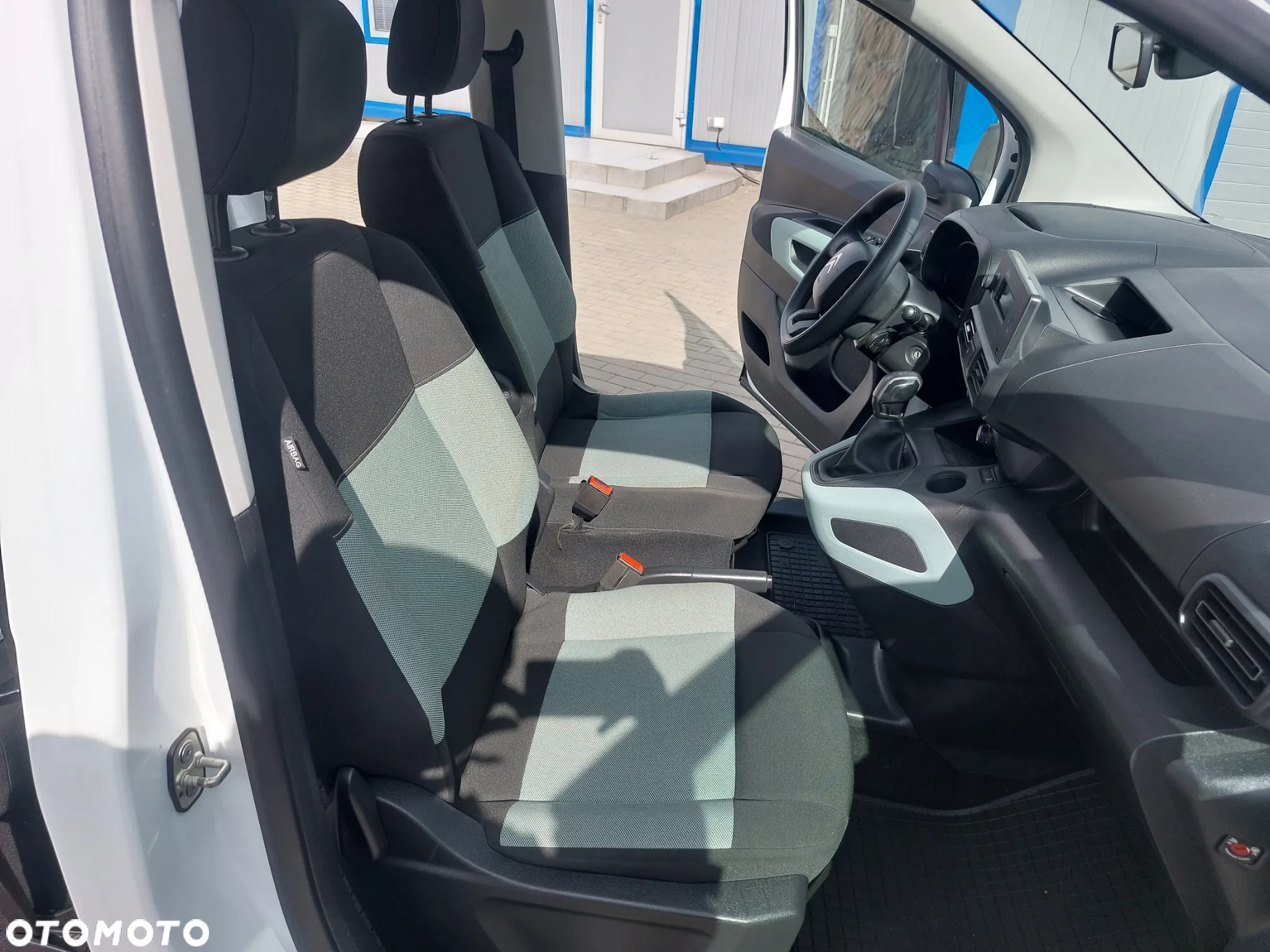 Opel Combo Life 1.5 CDTI Elite S&S - 25