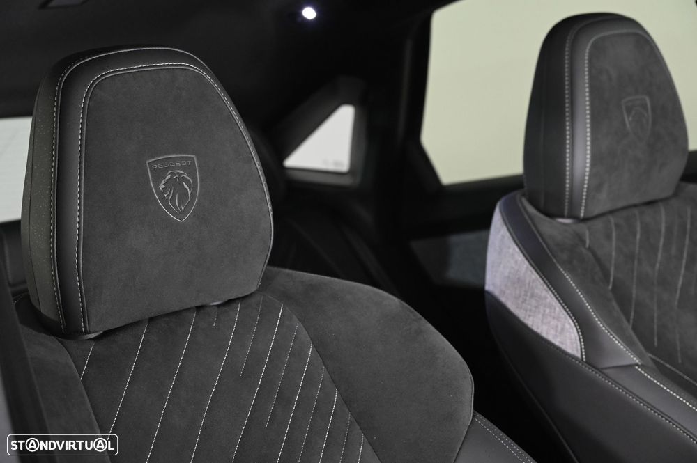 Peugeot 3008 1.2 Hybrid GT e-DCS6 - 28