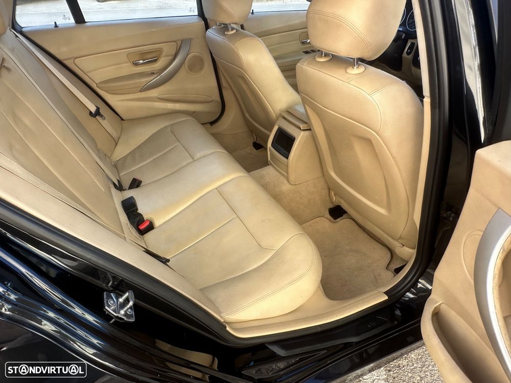 BMW 318 d Auto Line Luxury - 18