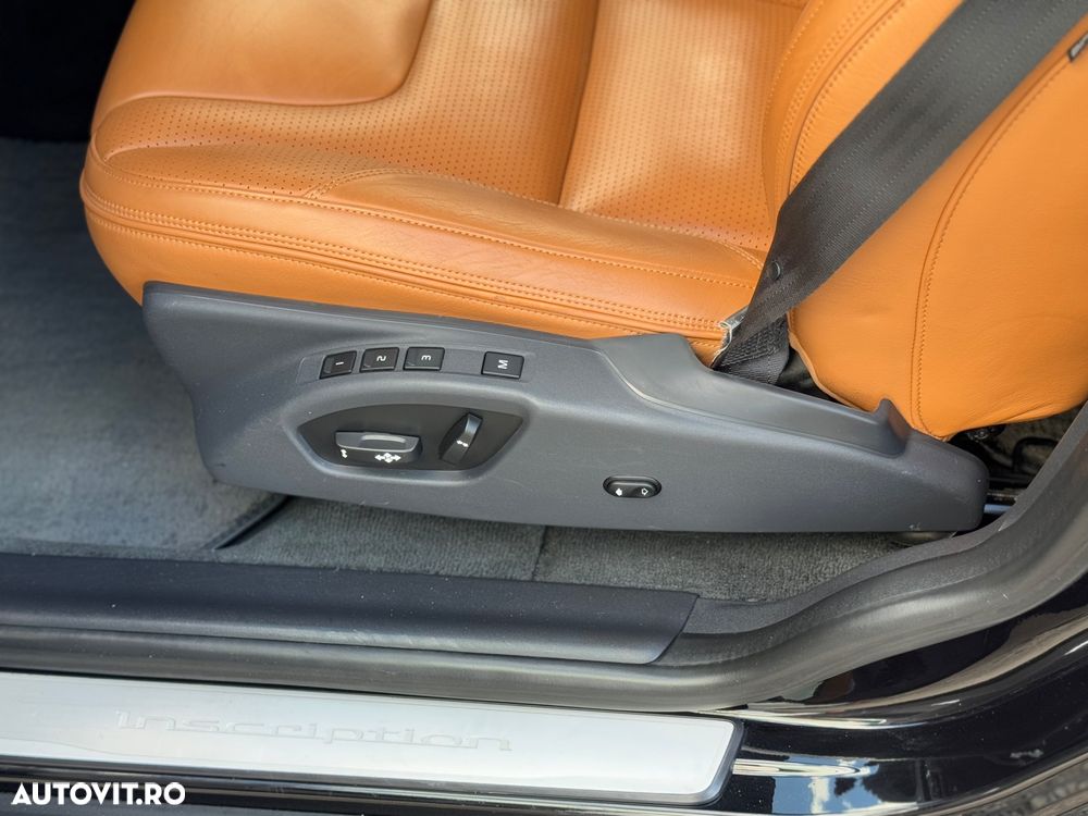Volvo XC 60 D5 AWD Geartronic Linje Inscription - 36