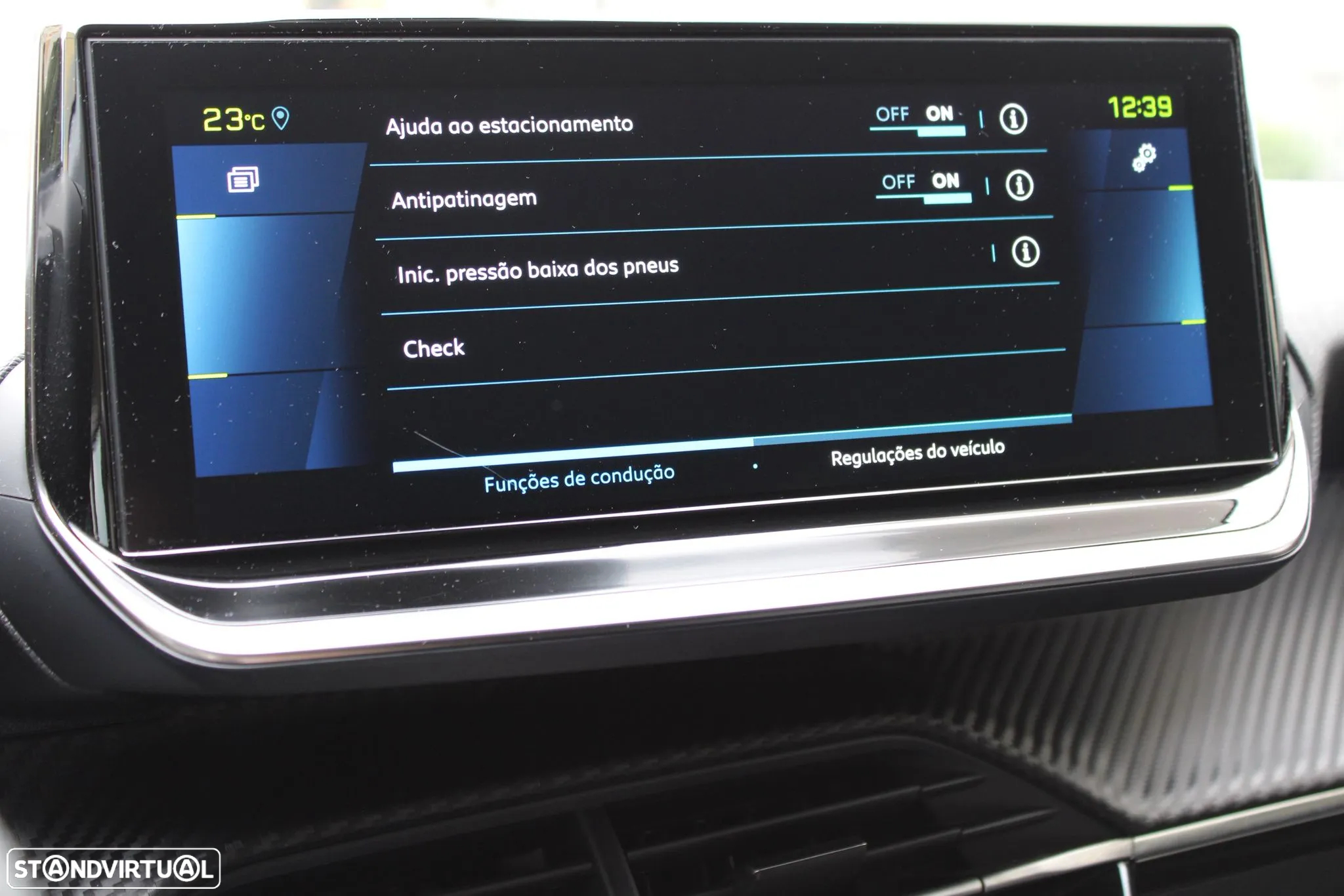 Peugeot e-208 50 kWh Allure Pack - 33