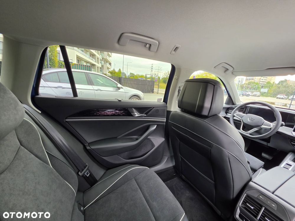 Volkswagen Passat 2.0 TDI SCR 4Mot Style DSG - 17