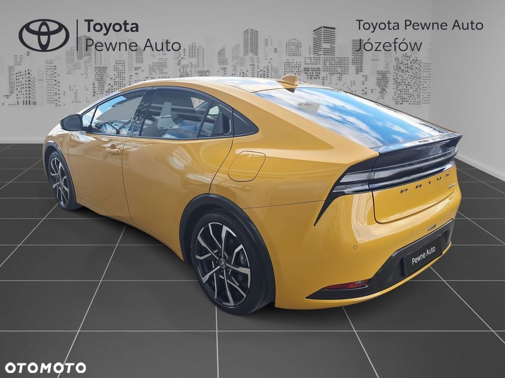 Toyota Prius - 3