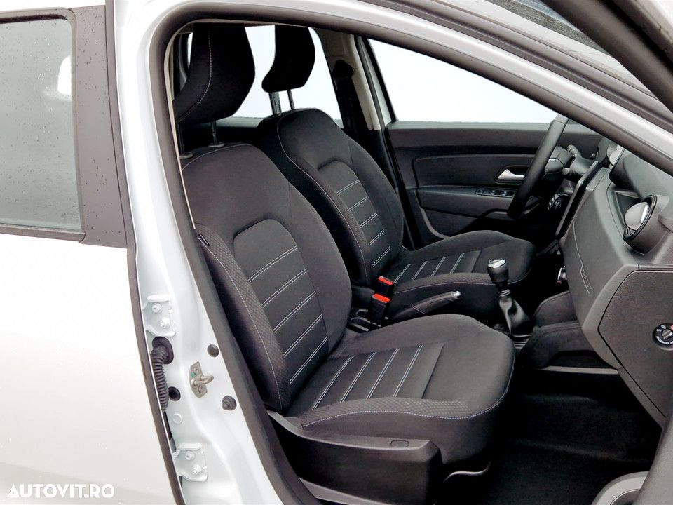 Dacia Duster 1.5 Blue dCi 4WD Essential - 12