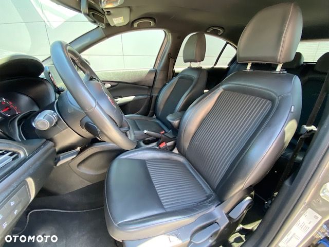 Fiat Tipo 1.4 T-Jet S-Design - 24