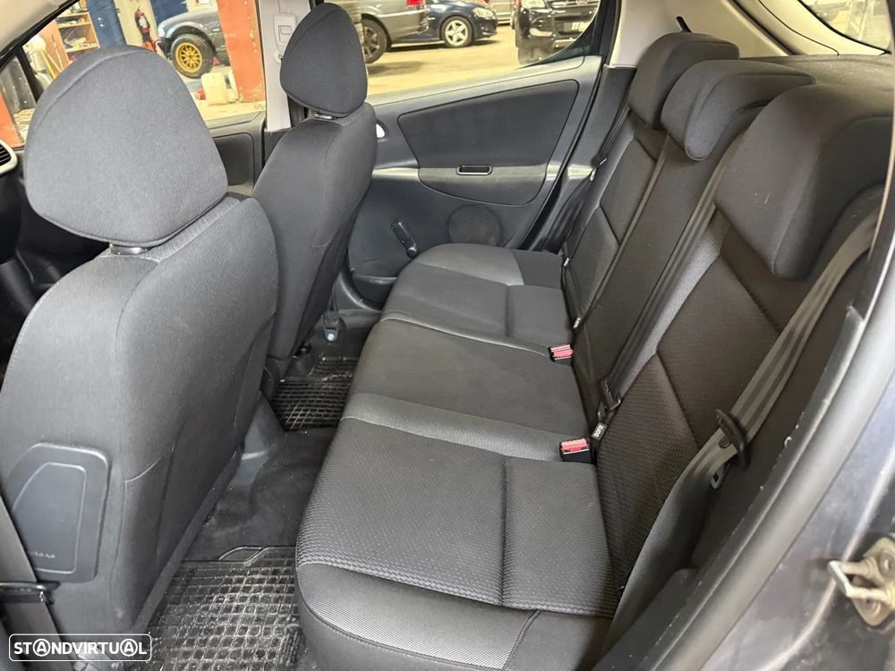 Peugeot 207 1.4 HDi Sport - 5