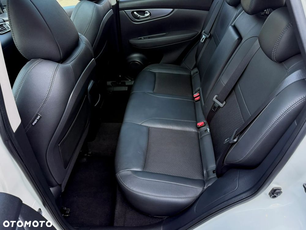 Nissan Qashqai 1.6 DIG-T Tekna - 20