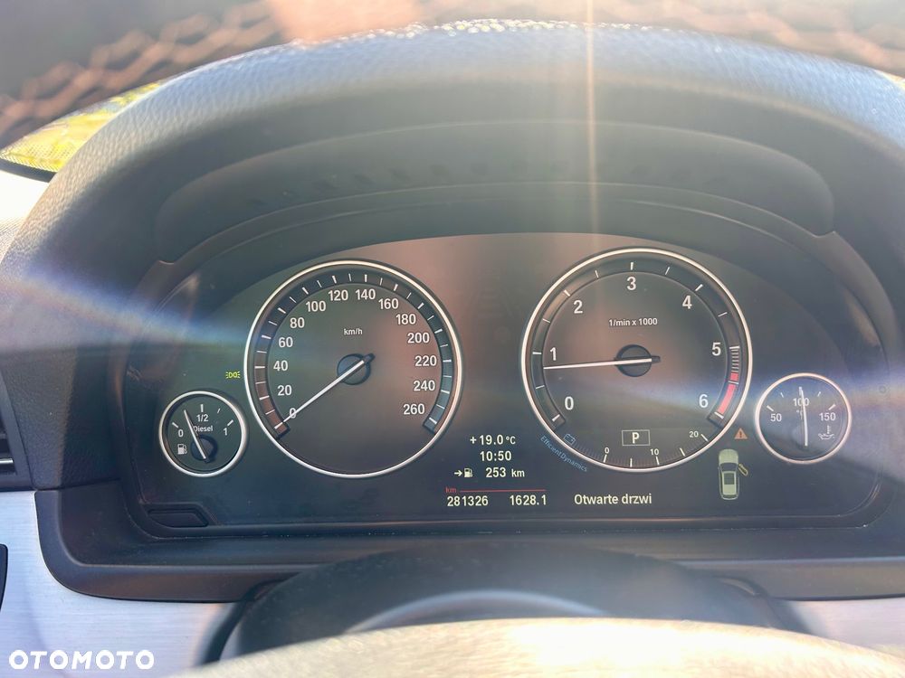 BMW Seria 5 520d - 10