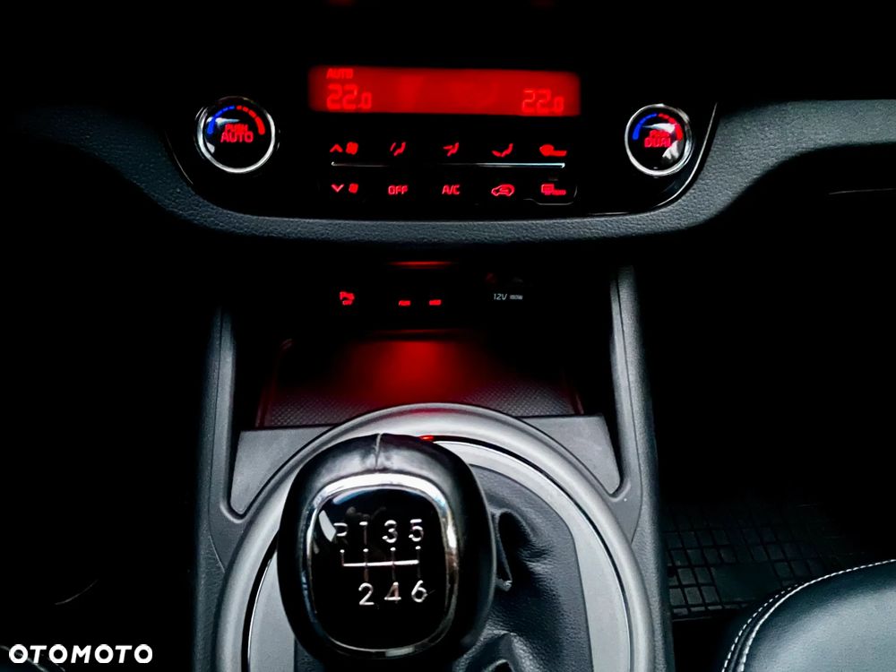 Kia Sportage 2.0 GDI L 2WD - 12
