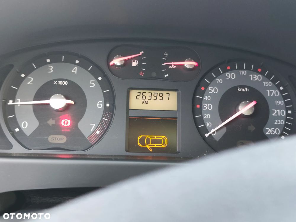 Renault Laguna 2.0T Confort Expression - 5