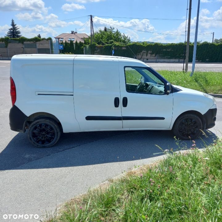 Fiat DOBLO - 8