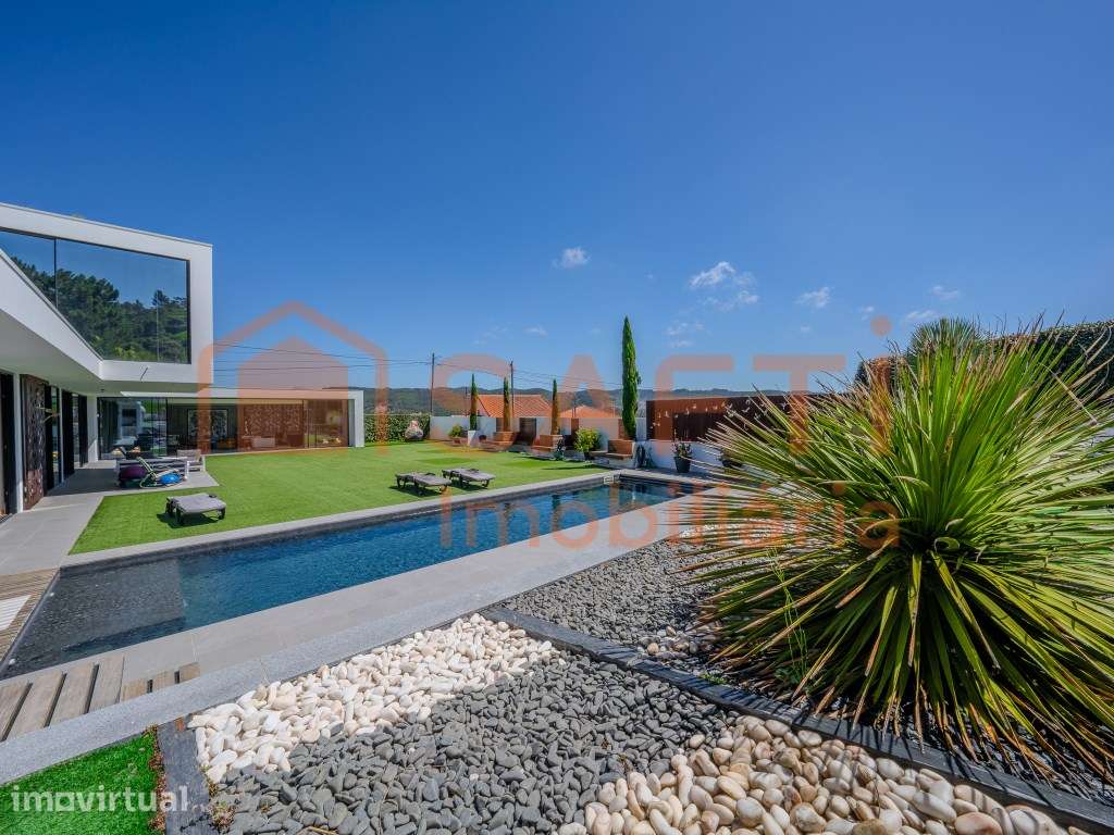 Moradia de Luxo Contemporânea V5 - Grande imagem: 5/33