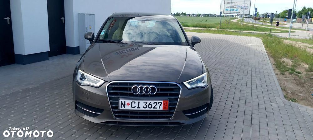 Audi A3 3-drzwiowe 1.6 TDI DPF Attraction - 5