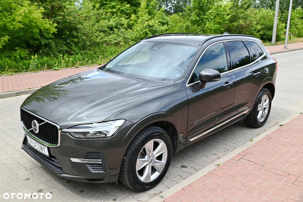 Volvo XC 60 B4 D AWD Geartronic Momentum Pro - 3