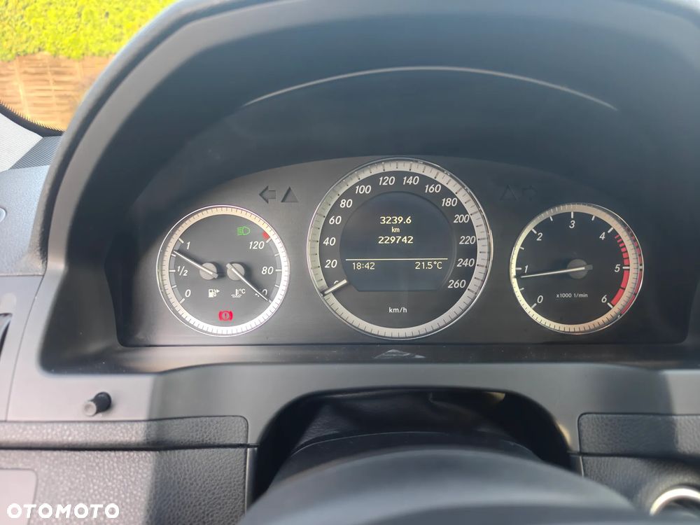 Mercedes-Benz Klasa C 200 CDI Edition - 9