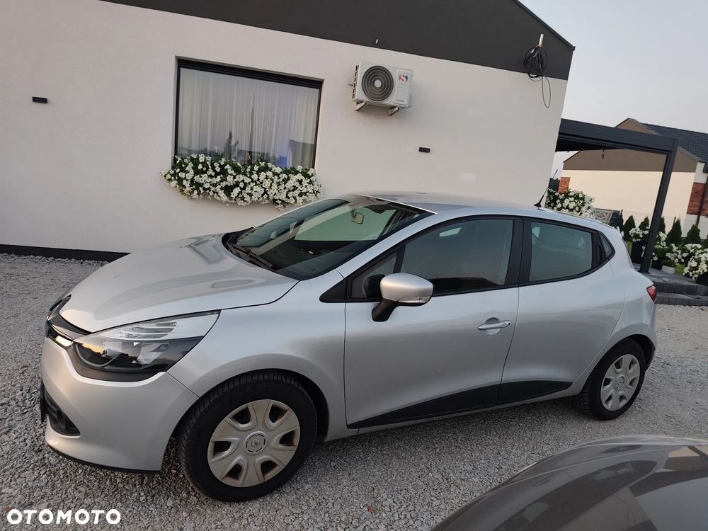 Renault Clio 1.2 16V 75 Dynamique - 4