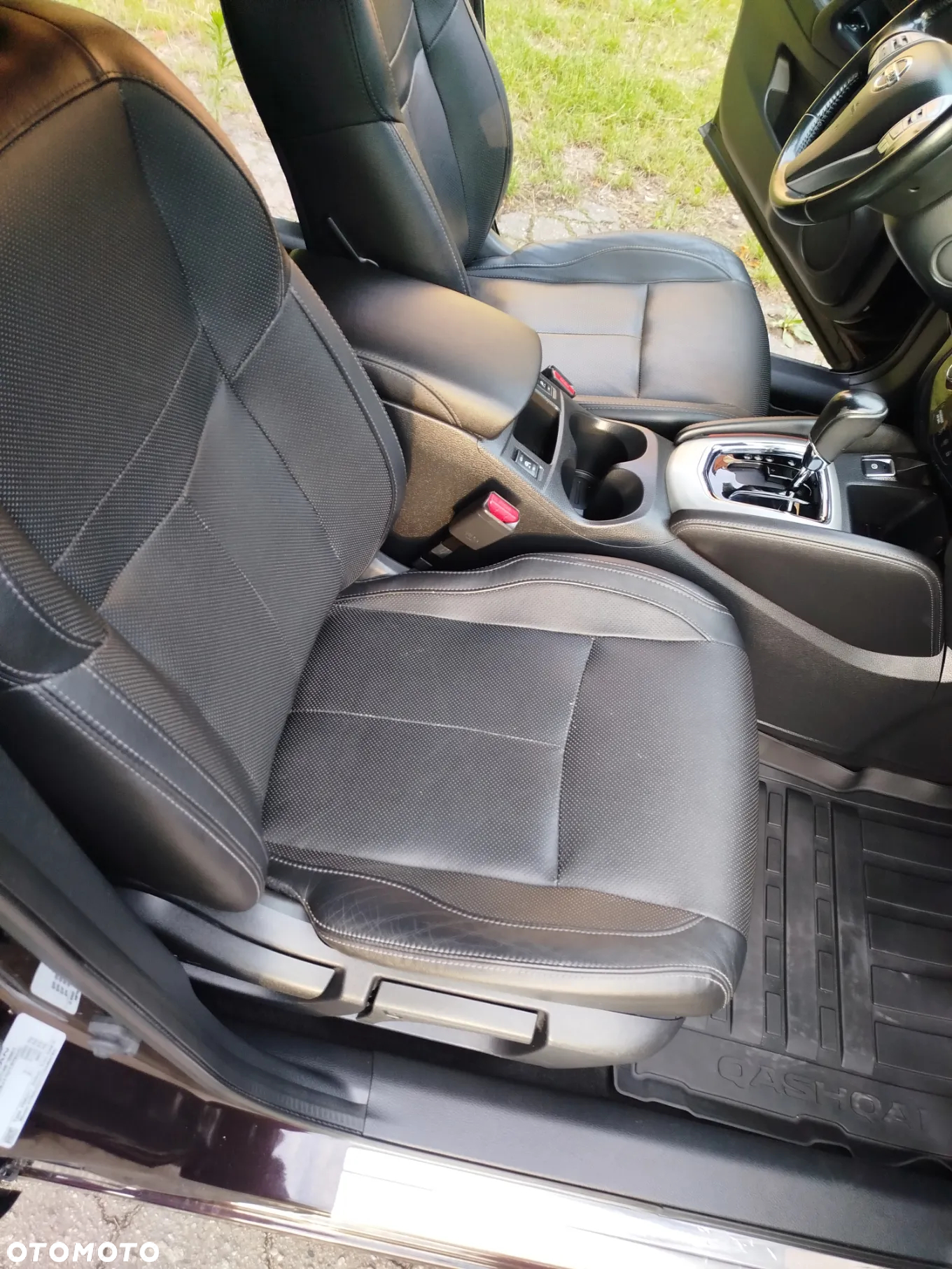 Nissan Qashqai 1.6 dCi Xtronic TEKNA - 23