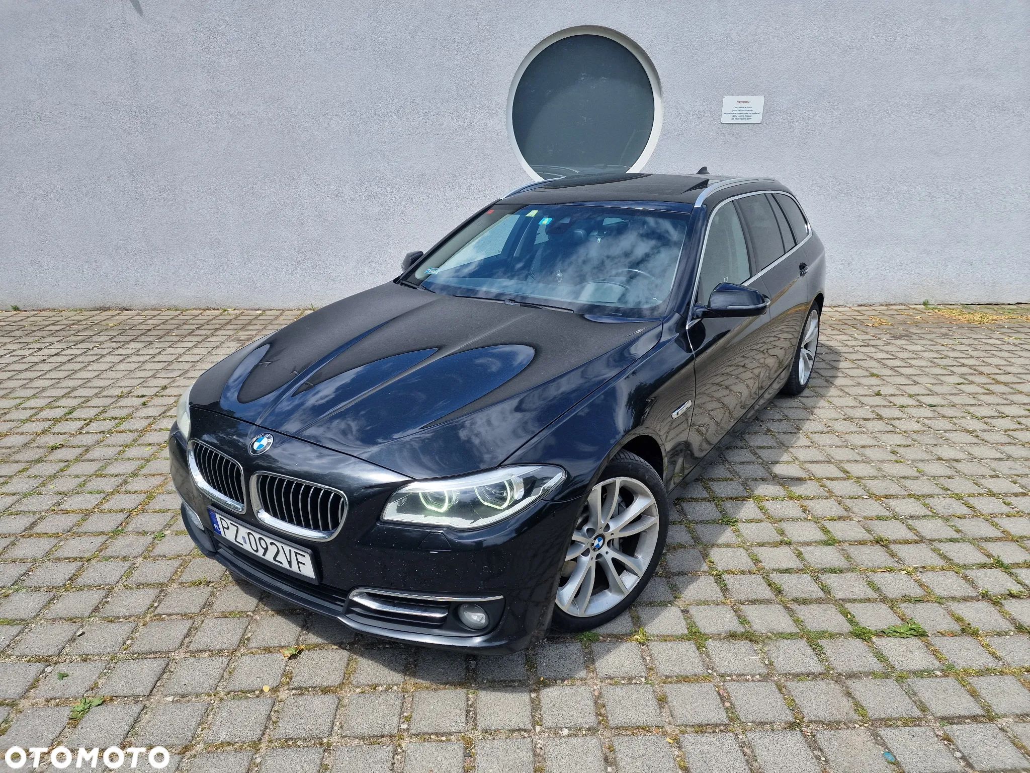 BMW Seria 5 530d xDrive Touring Sport-Aut Luxury Line - 1