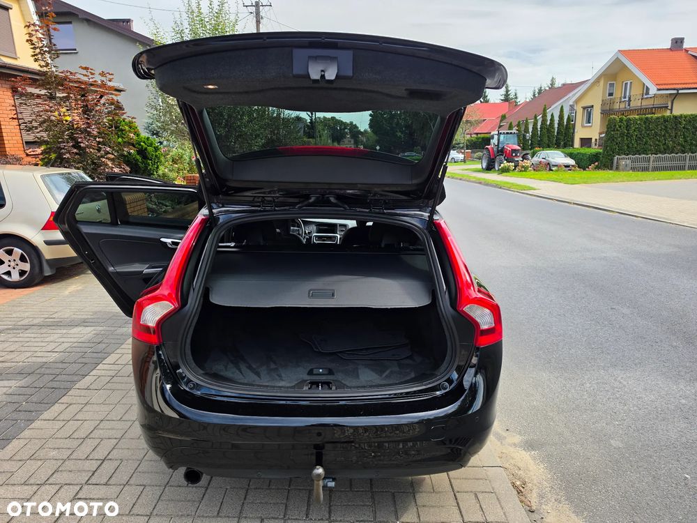 Volvo V60 D3 Business Edition - 25