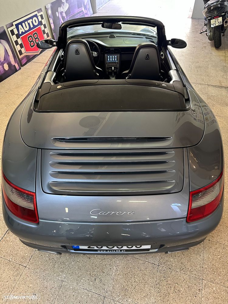 Porsche 911 Série F - 18