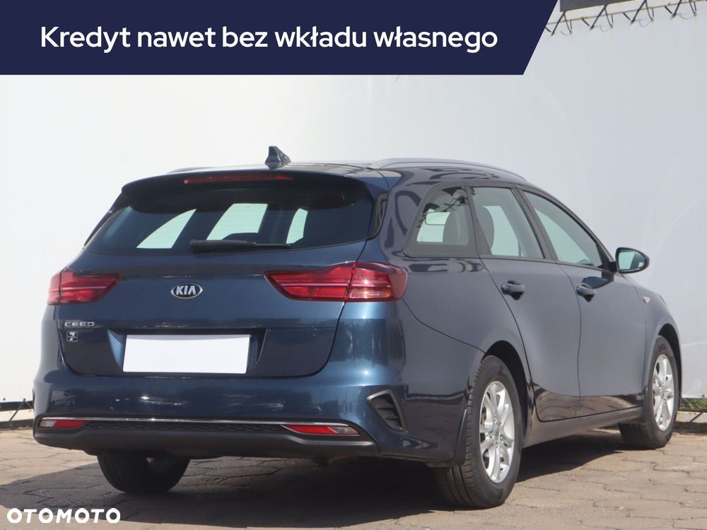 Kia Ceed - 7